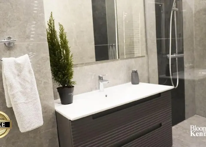 דירה New ! Luxe 155m2 Devant La Tour Eiffel פריז