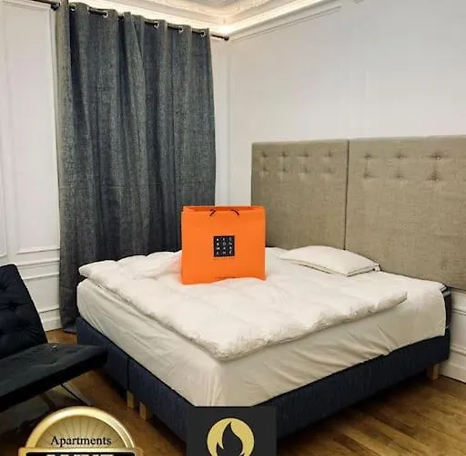 New ! Luxe 155m2 Devant La Tour Eiffel דירה