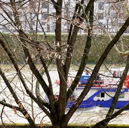 New ! Luxe 155m2 Devant La Tour Eiffel * Paryż